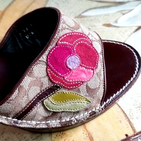 Vtg COACH POPPYS for PEACE Flowers MULES Leather Suede Applique Clogs Heels 8.5m - Picture 5 of 16